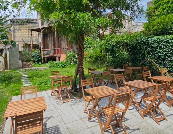 לינה וארוחת בוקר בורדו Le Jardin Cafe מראה חיצוני תמונה